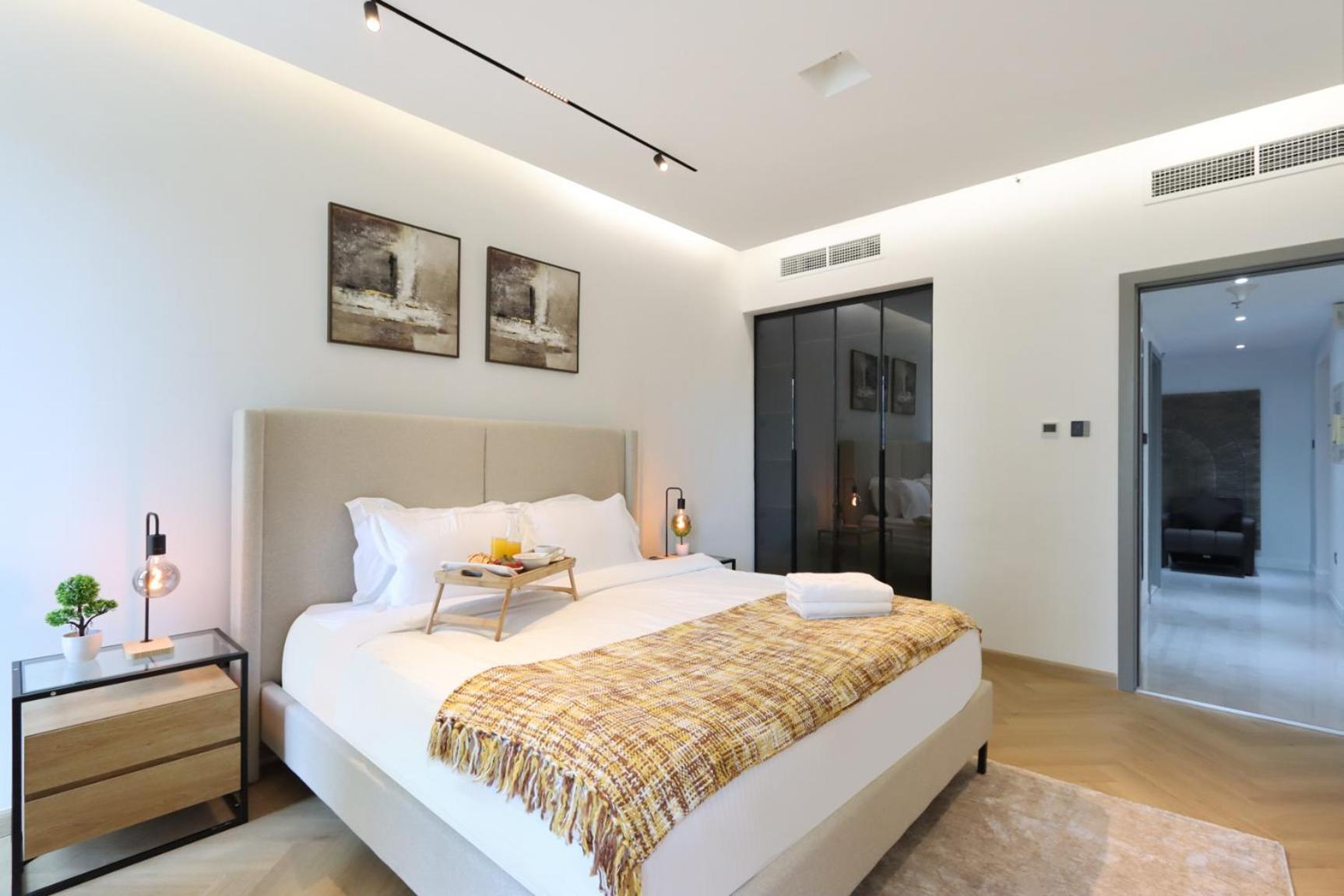 Livbnb - 2B With Modern Interiors, Emaar Boulevard Apartment Dubai Exterior photo